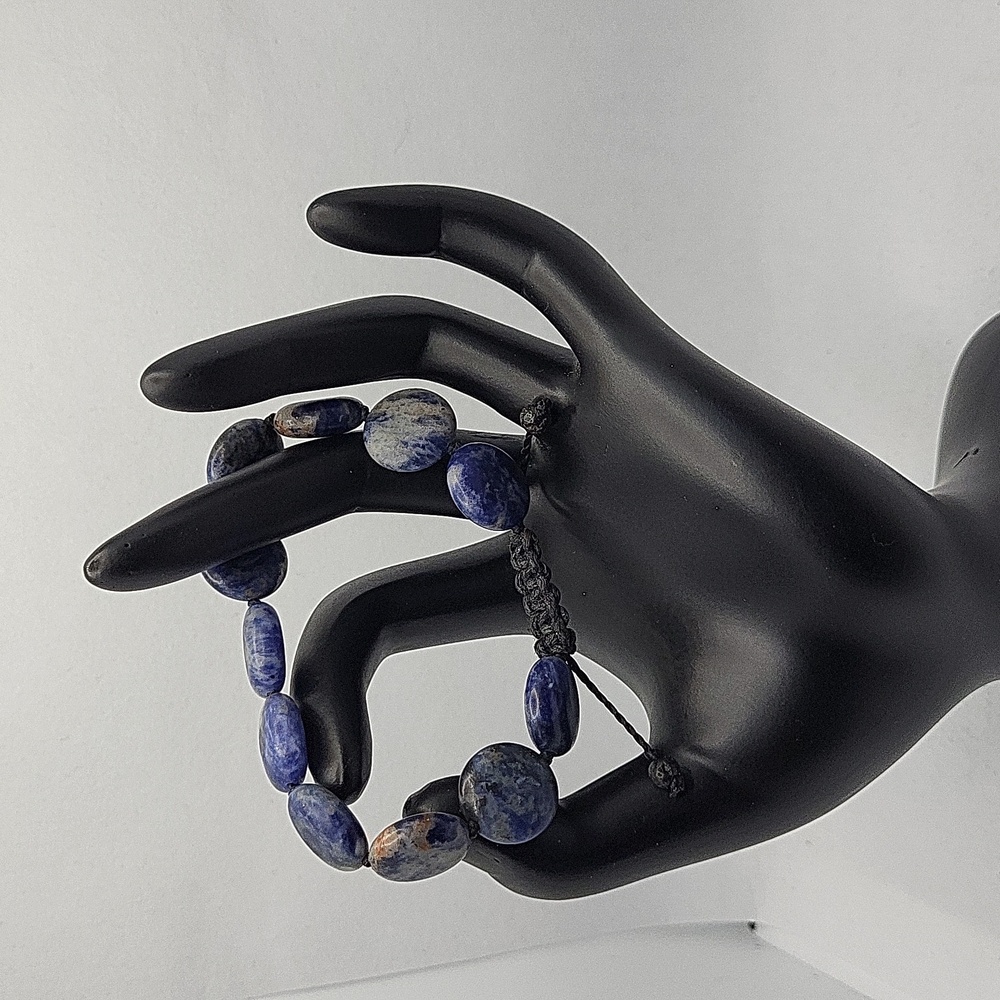 Macrame Bracelet (Sodalite Gemstones)